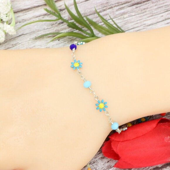 "Trendy Bracelet for Girls & Women – Cute, Adjustable & Gift-Ready | MLCRC1485 - Picture 7 of 10